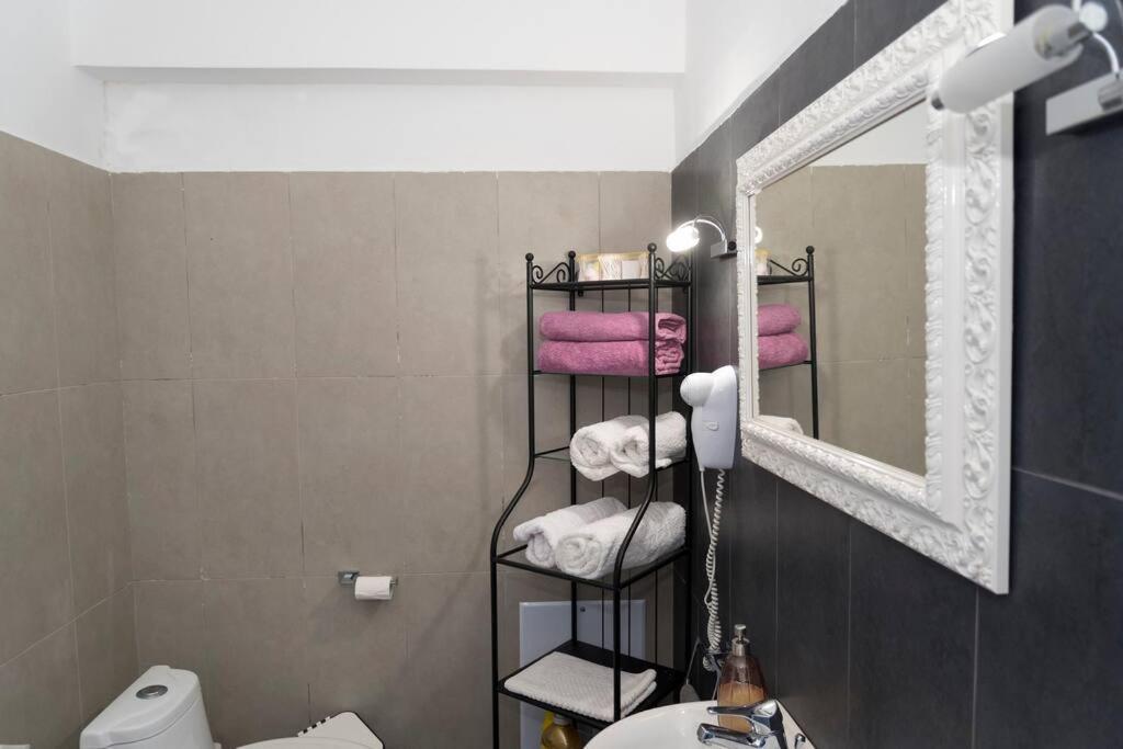 Uno Apartment 2 Livadia  Esterno foto